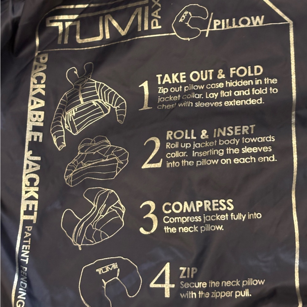 TUMI Patrol Packable PAX Travel Puffer Jacket in Navy - Picture 3 of 9